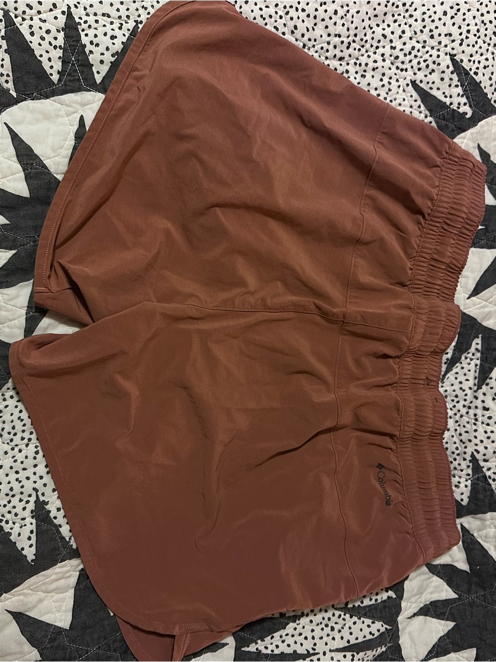 Columbia Rust Brown Elastic Waist Shorts - Picture 2 of 3